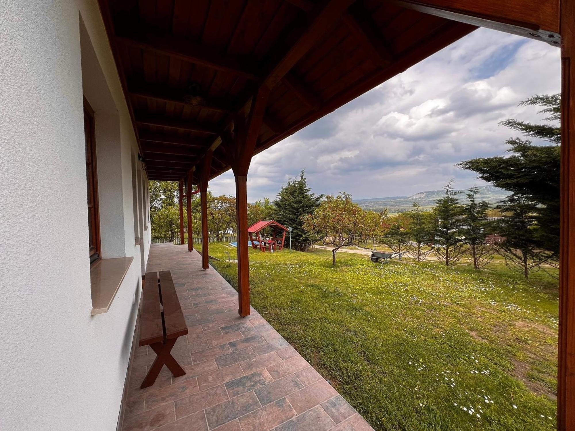 Pilisi Lovas Major, Dorog Acomodação com café da manhã Exterior foto